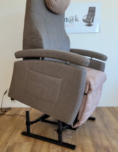Sta-op- fauteuil van Fitform.