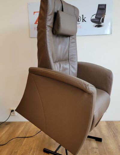 Sta-op- fauteuil van de Toekomst.