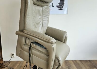 Draai-Sta-op- fauteuil van de Toekomst.