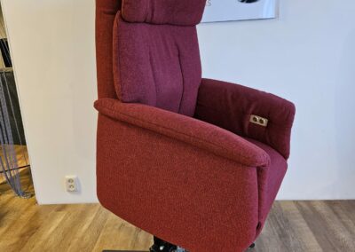 Draai-Sta-op- fauteuil van Prominent.
