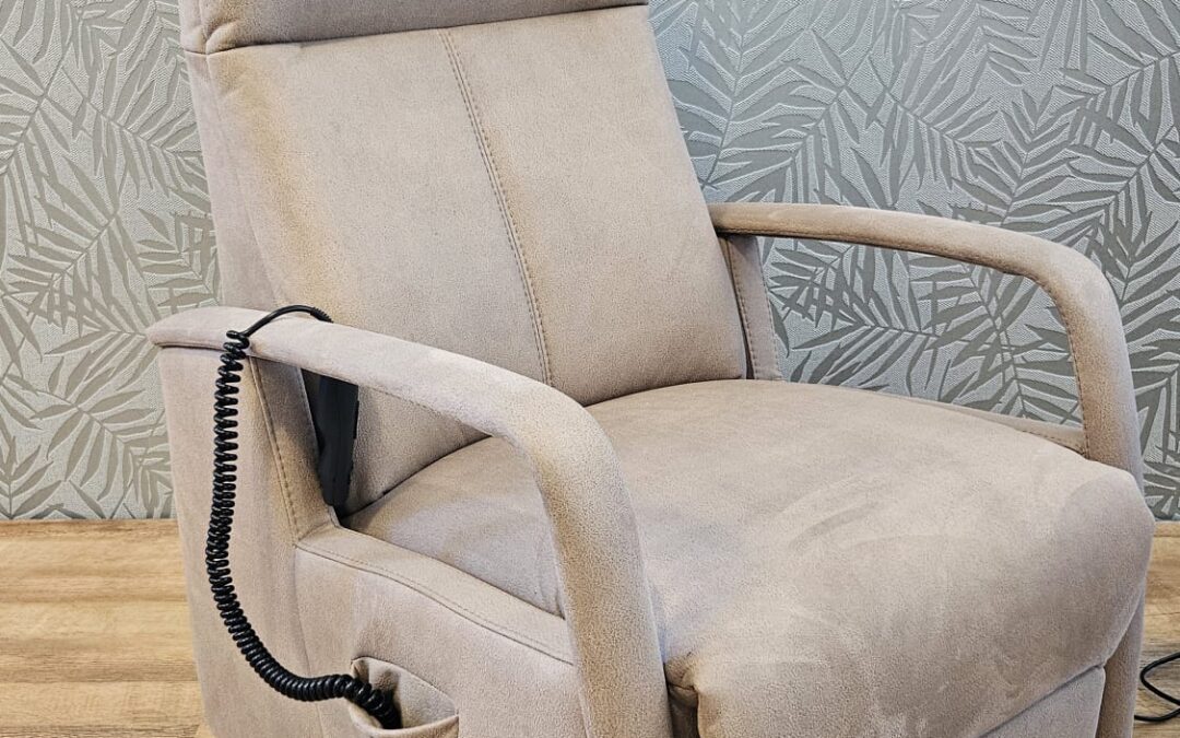 Sta op fauteuil .