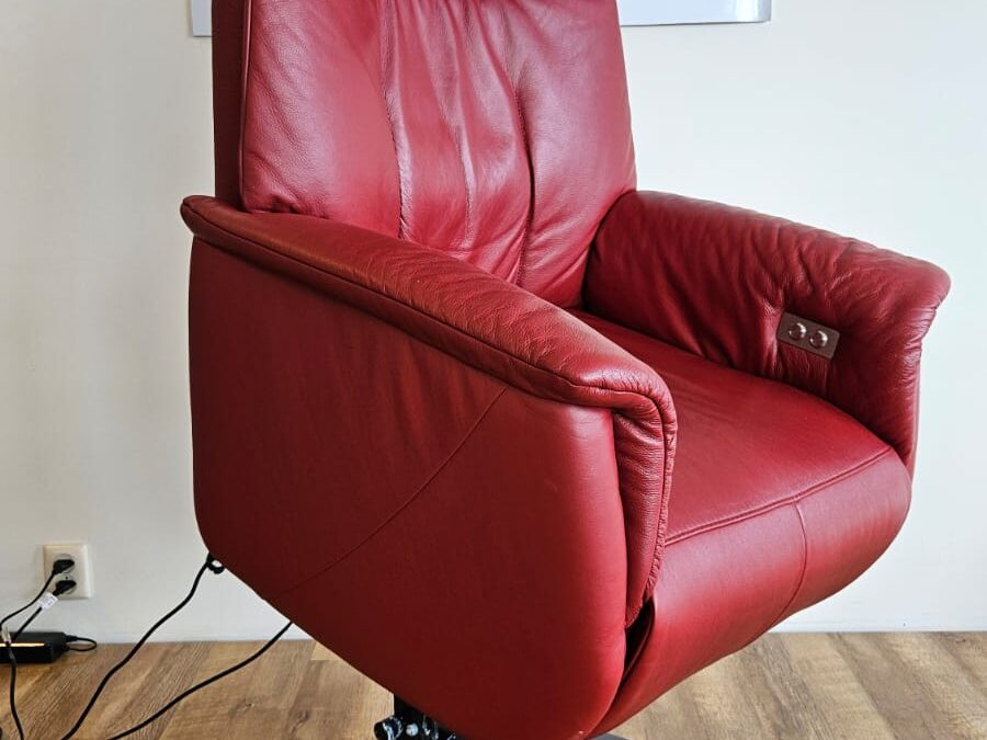 Sta op fauteuil de Prominent..